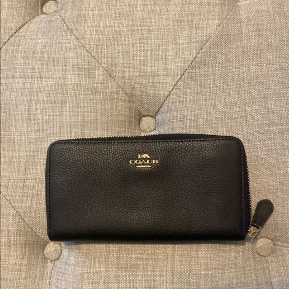 Coach wallet